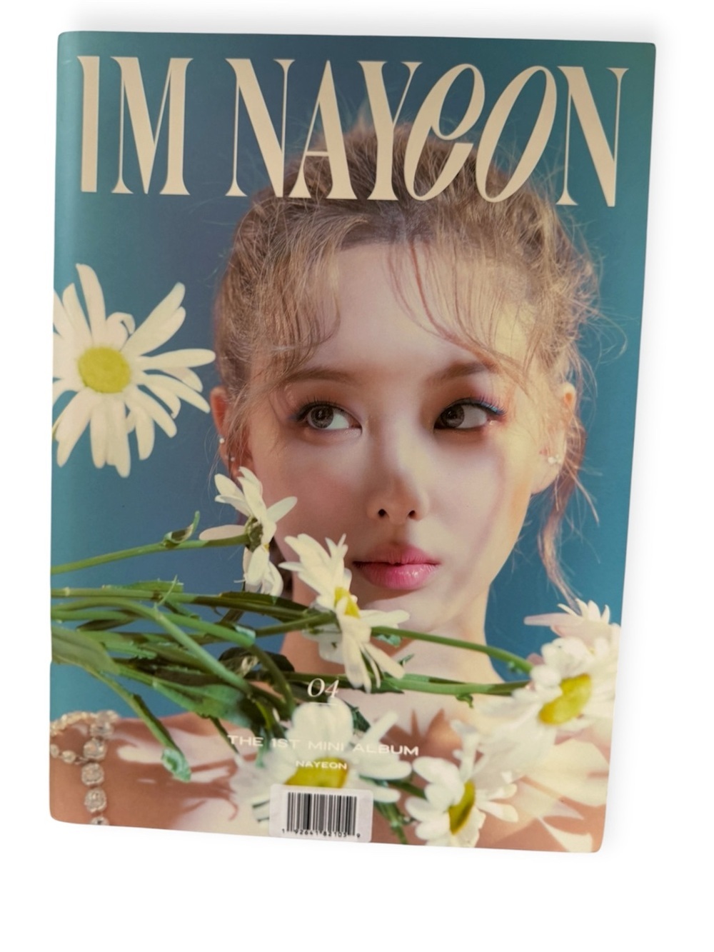 cover of Nayeon's first mini-album, IM NAYEON 4 EUC k pop magazine cd